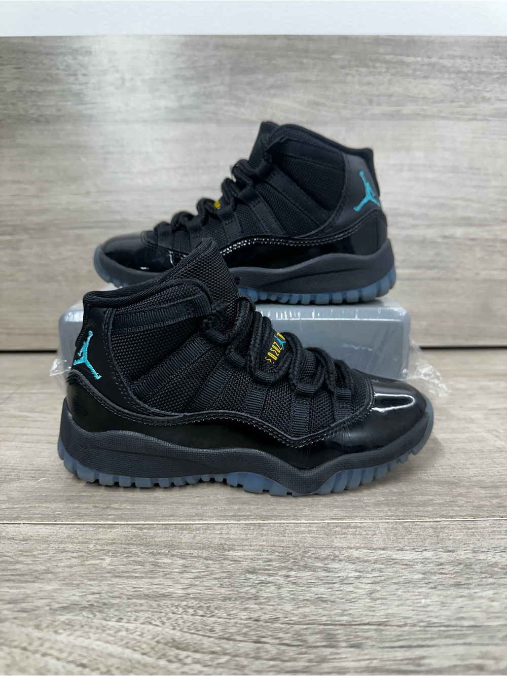 Nike Jordan 11 Retro (PS) “Gamma” Size 12C Style Code 378039-047